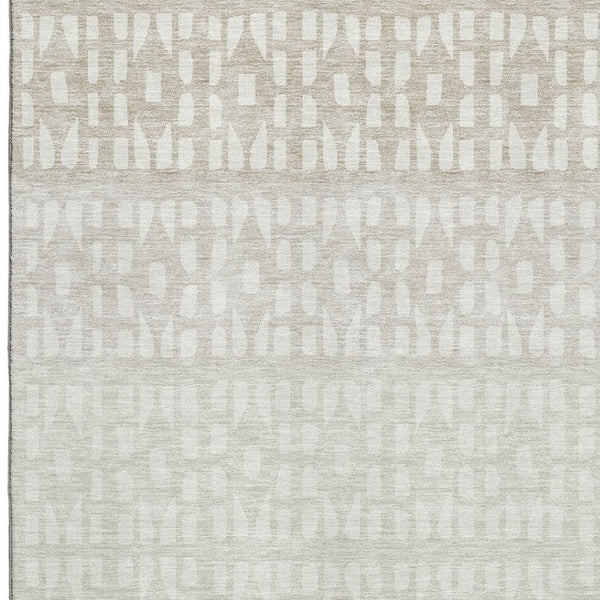 HomeRoots 10' X 14' Ivory & Beige Geometric Washable Area Rug - Durable, UV-Protected for Stylish Living Spaces 676350