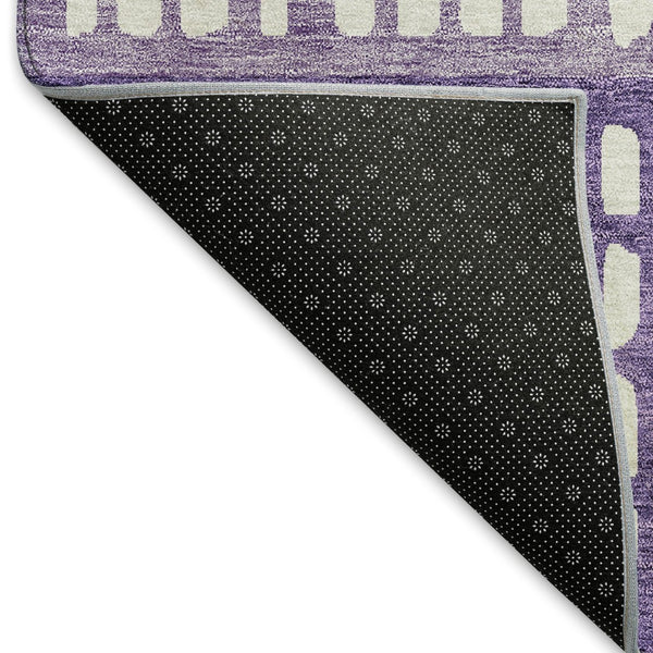 HomeRoots 8' Purple & Ivory Geometric Round Rug - Washable, UV Protected, Durable for High-Traffic Areas 676359