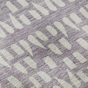HomeRoots 8' Purple & Ivory Geometric Round Rug - Washable, UV Protected, Durable for High-Traffic Areas 676359