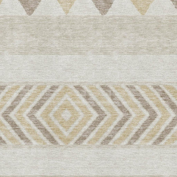 HomeRoots 5' X 8' Southwestern Washable Area Rug - Beige, Ivory & Tan, Stain Resistant & UV Protected Design 676370