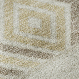 HomeRoots 8' Beige Southwestern Round Rug - Soft, Durable, Stain-Resistant with UV Protection for Any Space 676371