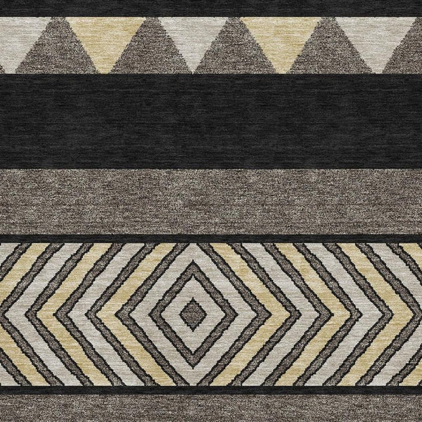 HomeRoots 5' X 8' Southwestern Washable Area Rug in Black, Ivory & Wheat - Stain Resistant & UV Protected! 676376