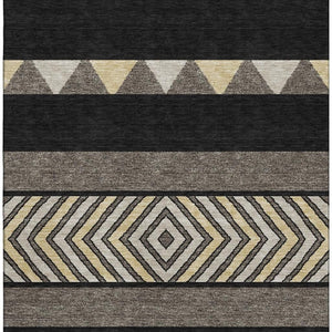 HomeRoots 5' X 8' Southwestern Washable Area Rug in Black, Ivory & Wheat - Stain Resistant & UV Protected! 676376