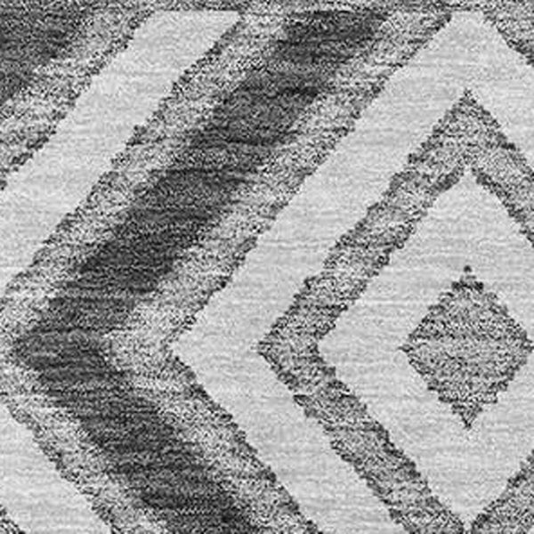 HomeRoots 5' X 8' Southwestern Gray Charcoal Area Rug - Washable, UV Protected, Stain Resistant for Homes 676394