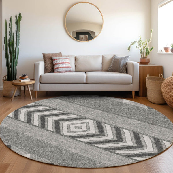 HomeRoots 8' Gray Charcoal and Silver Southwestern Washable Round Rug - Stylish, Durable, UV Protected Design 676395