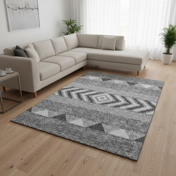 HomeRoots 8' X 10' Gray Charcoal & Silver Southwestern Washable Area Rug - Durable, Stylish, & UV Protected! 676396