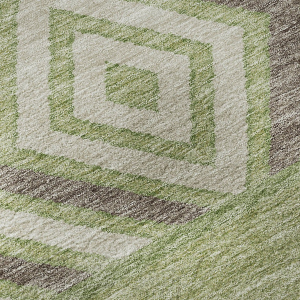 HomeRoots 8' Green Taupe and Ivory Southwestern Round Rug – Durable, Washable, UV Protected for Any Room 676401