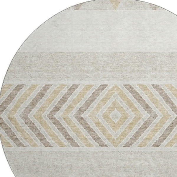 HomeRoots 8' Ivory Beige and Taupe Southwestern Round Rug - Washable, UV-Protected, Durable for Busy Homes 676407