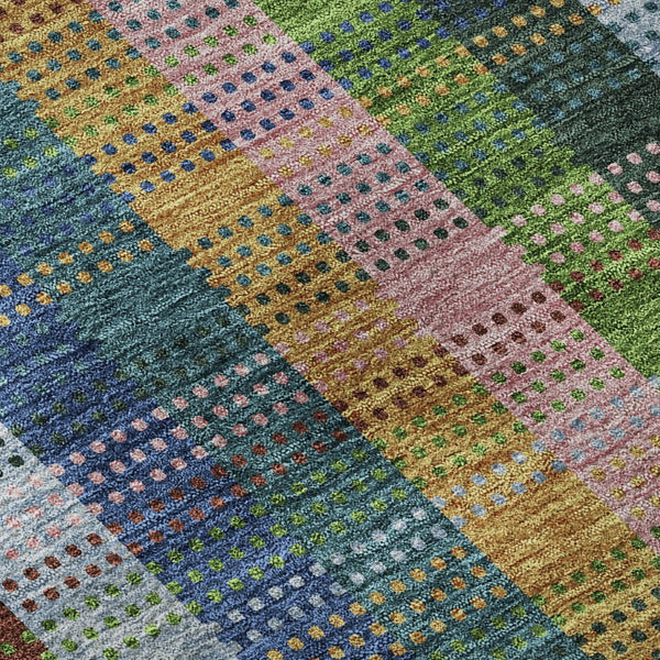 HomeRoots 8' Navy Blue, Green & Gold Plaid Washable Round Rug - Durable, Stain-Resistant, UV-Protection Design 676467
