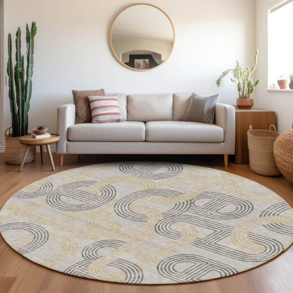 HomeRoots 8' Gray Charcoal and Gold Geometric Washable Round Rug - Durable, UV-Protected, Modern Design! 676533