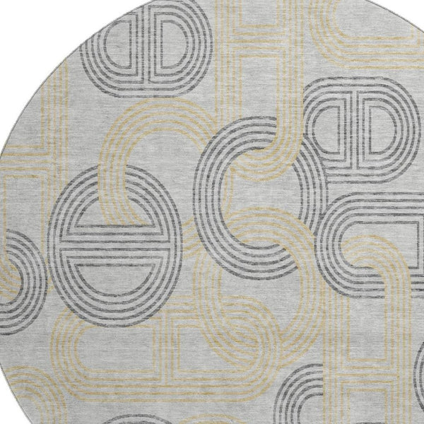 HomeRoots 8' Gray Charcoal and Gold Geometric Washable Round Rug - Durable, UV-Protected, Modern Design! 676533