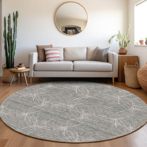 HomeRoots 8' Gray And Ivory Geometric Washable Round Rug - Durable, UV Protected, Modern Design for Any Room 676563