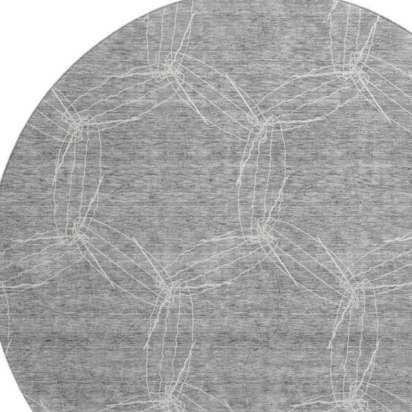 HomeRoots 8' Gray And Ivory Geometric Washable Round Rug - Durable, UV Protected, Modern Design for Any Room 676563