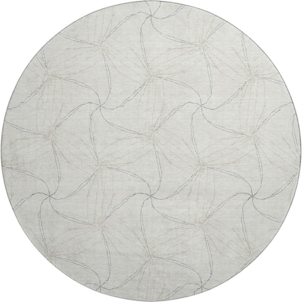 HomeRoots 8' Ivory and Gray Geometric Round Rug - Washable, UV Protected, Perfect for High-Traffic Areas! 676569