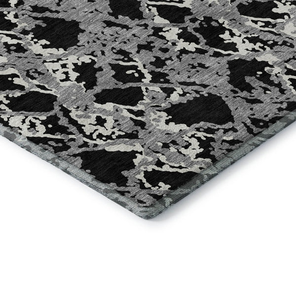 HomeRoots 8' Modern Abstract Round Rug in Black, Gray & Ivory - Washable, UV Protected, Soft & Durable Design 676617