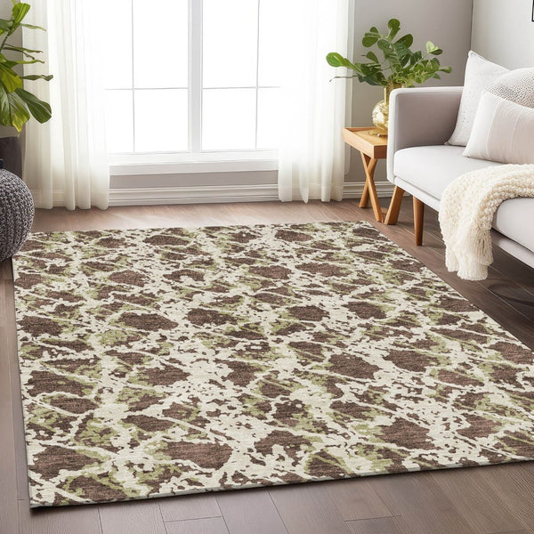 HomeRoots 5' X 8' Abstract Washable Area Rug in Brown Taupe & Ivory - Stylish, Durable, UV Protected Design 676628