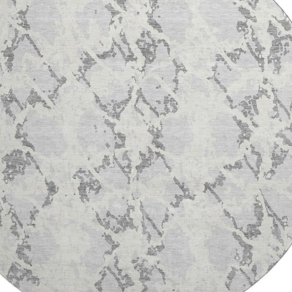 HomeRoots 8' Stylish Silver Gray and Ivory Abstract Washable Round Rug with UV Protection for High-Traffic Areas 676671