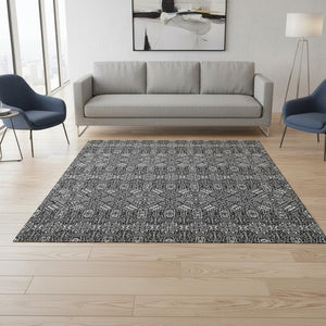 HomeRoots 5' X 8' Black And Ivory Southwestern Area Rug – Washable, UV Protected, Ideal for High-Traffic Spaces 676694