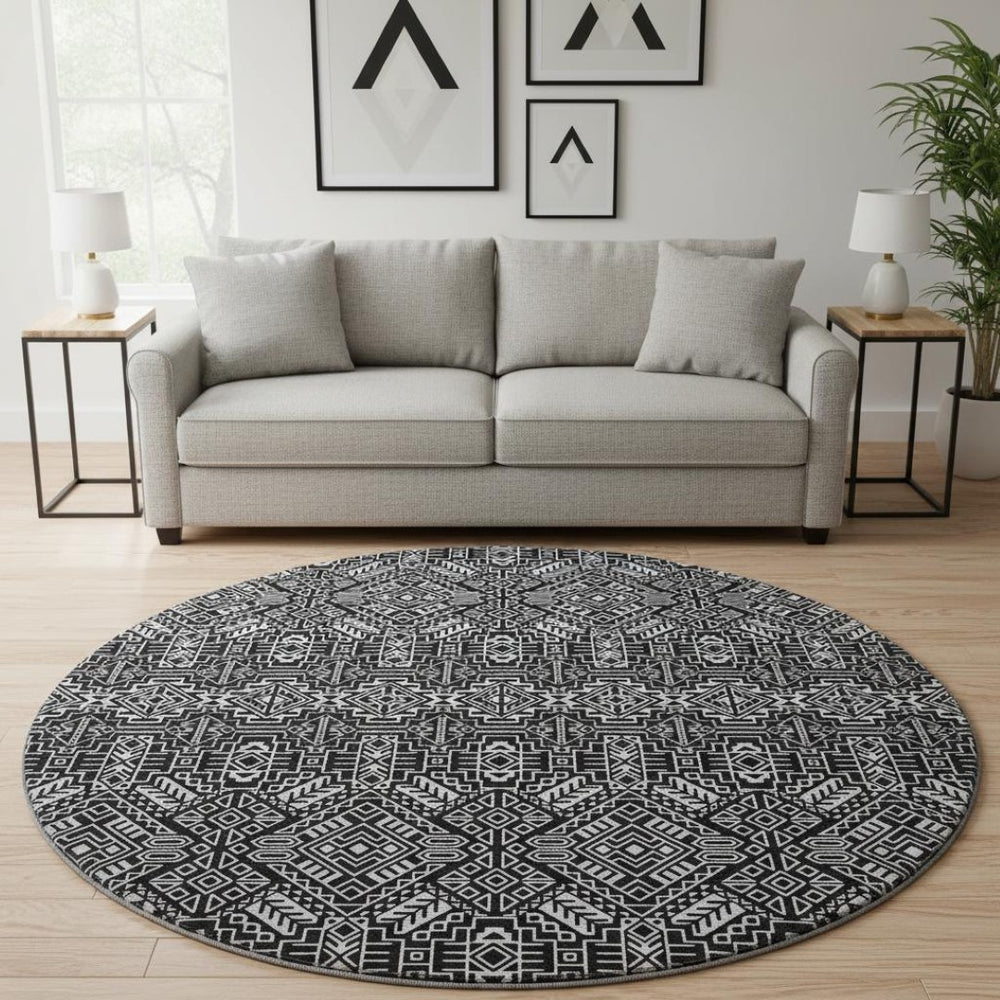 HomeRoots 8' Black and Ivory Southwestern Washable Round Rug - Stylish, Durable, UV-Protected for Busy Homes! 676695