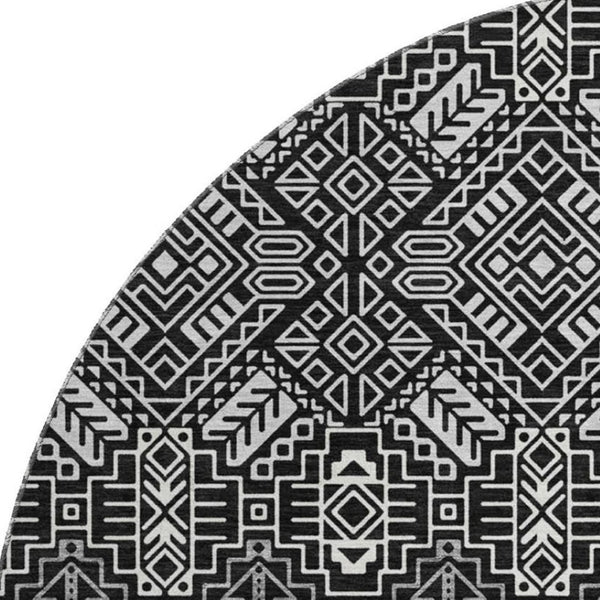 HomeRoots 8' Black and Ivory Southwestern Washable Round Rug - Stylish, Durable, UV-Protected for Busy Homes! 676695