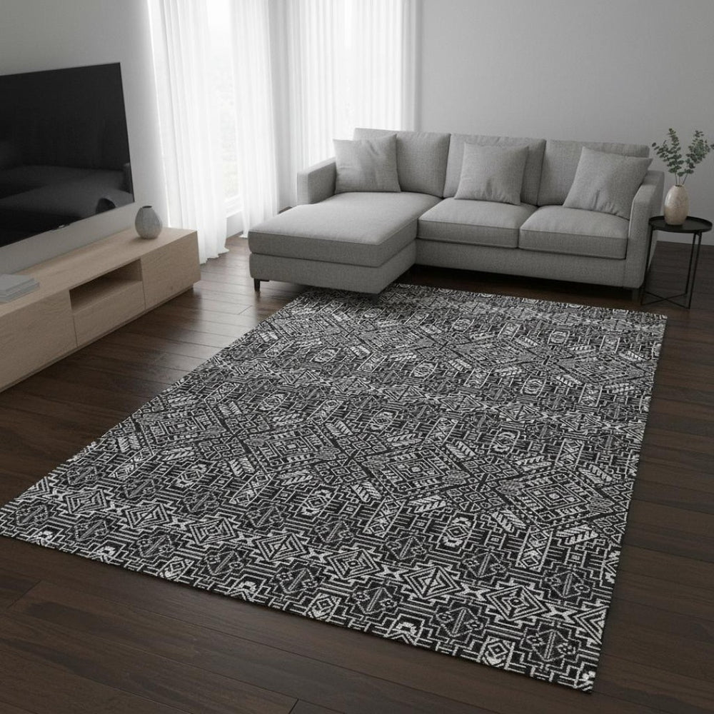 HomeRoots 8' X 10' Southwestern Area Rug - Black & Ivory, Washable, UV Protected, Stain-Resistant for Homes 676696