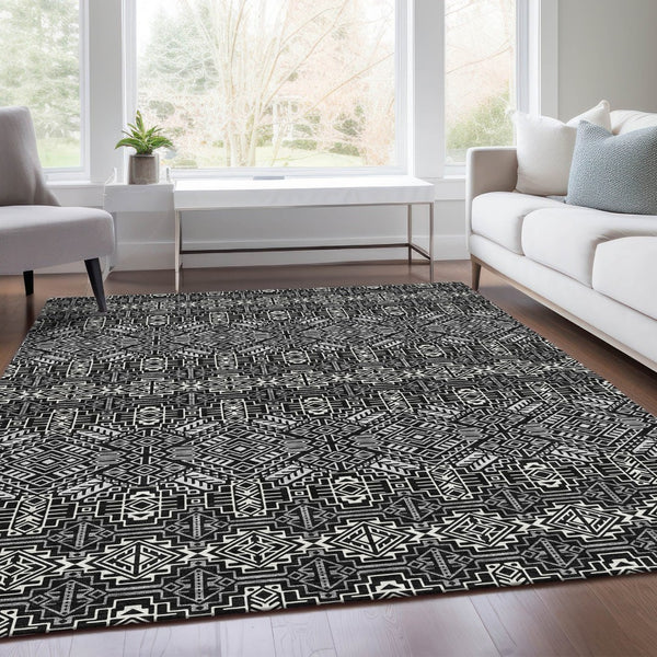 HomeRoots 8' X 10' Southwestern Area Rug - Black & Ivory, Washable, UV Protected, Stain-Resistant for Homes 676696
