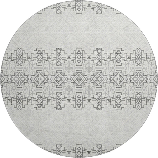 HomeRoots 8' Gray and Ivory Southwestern Washable Round Rug - Durable, UV-Protected, Easy-Care Design for All Spaces 676713