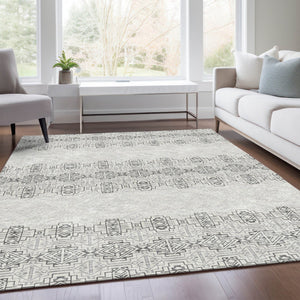 HomeRoots 9' X 12' Gray And Ivory Southwestern Washable Area Rug - Durable, Stylish, UV-Protected & Easy Care 676715