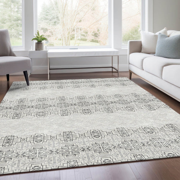 HomeRoots 9' X 12' Gray And Ivory Southwestern Washable Area Rug - Durable, Stylish, UV-Protected & Easy Care 676715
