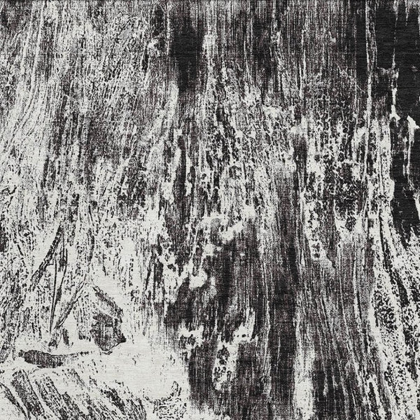 HomeRoots 5' X 8' Black And Ivory Abstract Area Rug - Stylish, Washable, UV-Protected & Perfect for Any Space! 676766