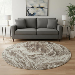 HomeRoots 8' Brown And Beige Abstract Washable Round Rug - UV Protected, Stain Resistant, Easy-Care Design! 676773