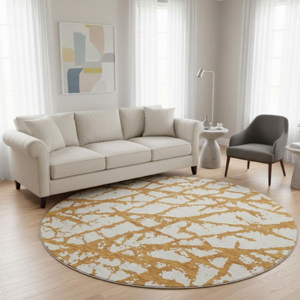 HomeRoots 8' Copper and Ivory Abstract Washable Round Rug - UV Protected, Stain-Resistant, Ideal for Families 676827