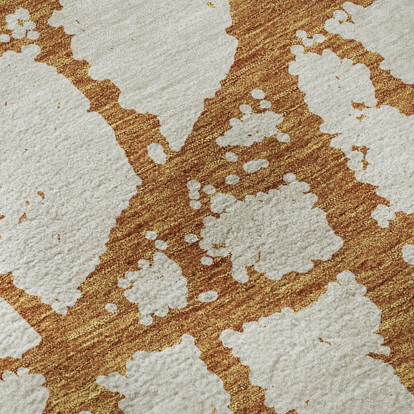 HomeRoots 8' Copper and Ivory Abstract Washable Round Rug - UV Protected, Stain-Resistant, Ideal for Families 676827