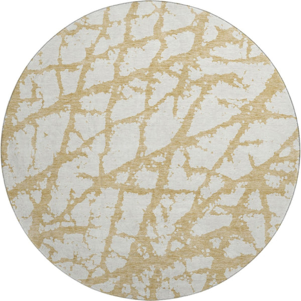 HomeRoots 8' Gold And Ivory Abstract Round Rug – Washable, Stain Resistant, UV Protected for Modern Homes 676833