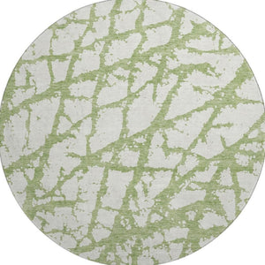 HomeRoots 8' Green and Ivory Abstract Round Rug - Washable, UV-Protected, Durable & Stylish for All Spaces! 676845