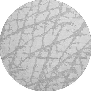 HomeRoots 8' Silver and Gray Abstract Washable Round Rug - Stylish, Stain-Resistant, UV-Protected Design for Homes 676875