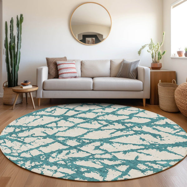 HomeRoots 8' Teal and Ivory Round Rug - Modern Abstract Design, Washable, UV Protected & Stain Resistant, 8ft 676881