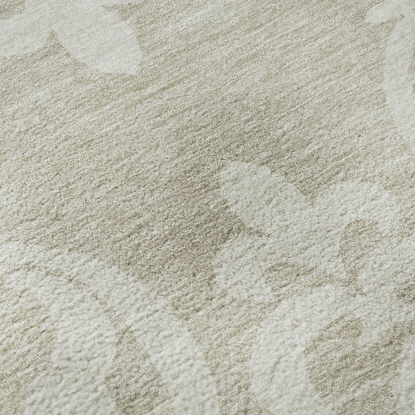 HomeRoots 8' Elegant Beige and Ivory Damask Washable Round Rug - UV Protected, Stain-Resistant, Ideal for Families 676893