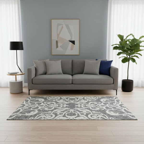 HomeRoots 5' Gray and Ivory Damask Area Rug - Washable, Stain Resistant, UV Protected for Elegant Living Spaces 676916