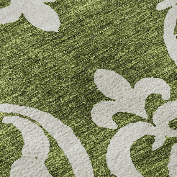 HomeRoots 8' Green And Ivory Damask Washable Round Rug - Durable, UV-Protected, Stain-Resistant Beauty for Homes 676923