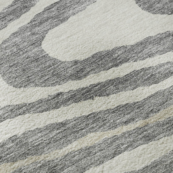 HomeRoots 8' Washable Round Rug in Gray Beige Ivory - Durable Woodland Lodge Design with UV Protection & Style 676971