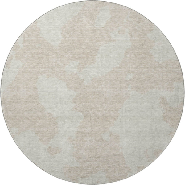 HomeRoots 8' Beige and Ivory Abstract Round Rug - Washable, UV Protected, Stylish & Durable for Any Home 676995