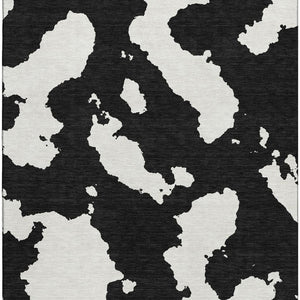 HomeRoots 5' X 8' Stylish Black & Ivory Abstract Washable Area Rug with UV Protection & Stain Resistance 677000