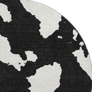 HomeRoots 8' Black And Ivory Abstract Round Rug - Stylish, Washable, UV-Protected for Modern Homes & Easy Care 677001