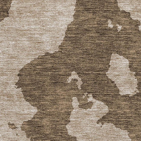 HomeRoots 8' X 10' Washable Brown and Beige Abstract Area Rug with UV Protection - Family-Friendly, Stylish Décor 677008