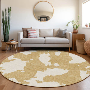 HomeRoots 8' Gold and Ivory Abstract Round Rug - Washable, UV Protected, Stylish for Living Rooms & Patios 677019