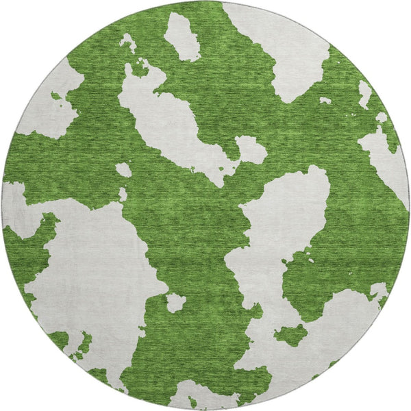 HomeRoots 8' Green And White Abstract Round Rug - Washable, UV Protected, Durable & Stain Resistant Design 677031