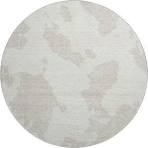 HomeRoots 8' Ivory and Beige Abstract Washable Round Rug with UV Protection, Ideal for High-Traffic Spaces 677037