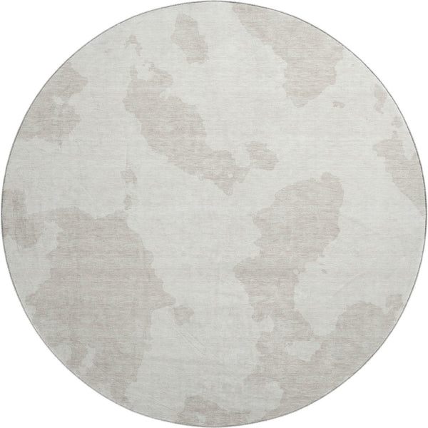 HomeRoots 8' Ivory and Beige Abstract Washable Round Rug with UV Protection, Ideal for High-Traffic Spaces 677037