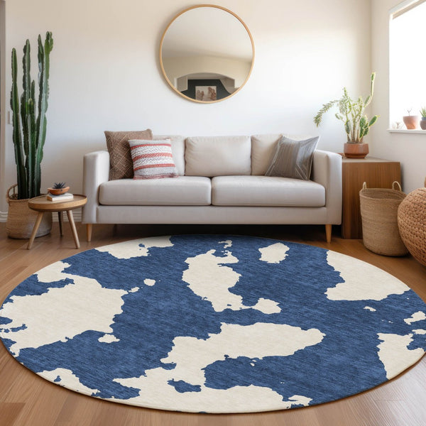 HomeRoots 8' Navy Blue and Ivory Abstract Washable Round Rug - Stylish, Durable, Stain-Resistant, UV Protected 677043